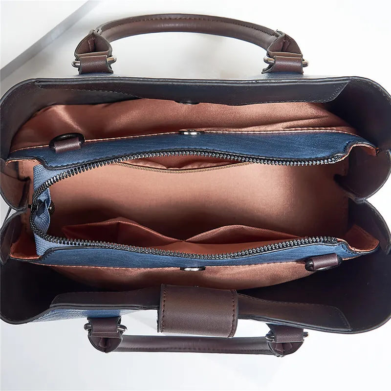 Spliced Large Buckle Shoulder Bag
