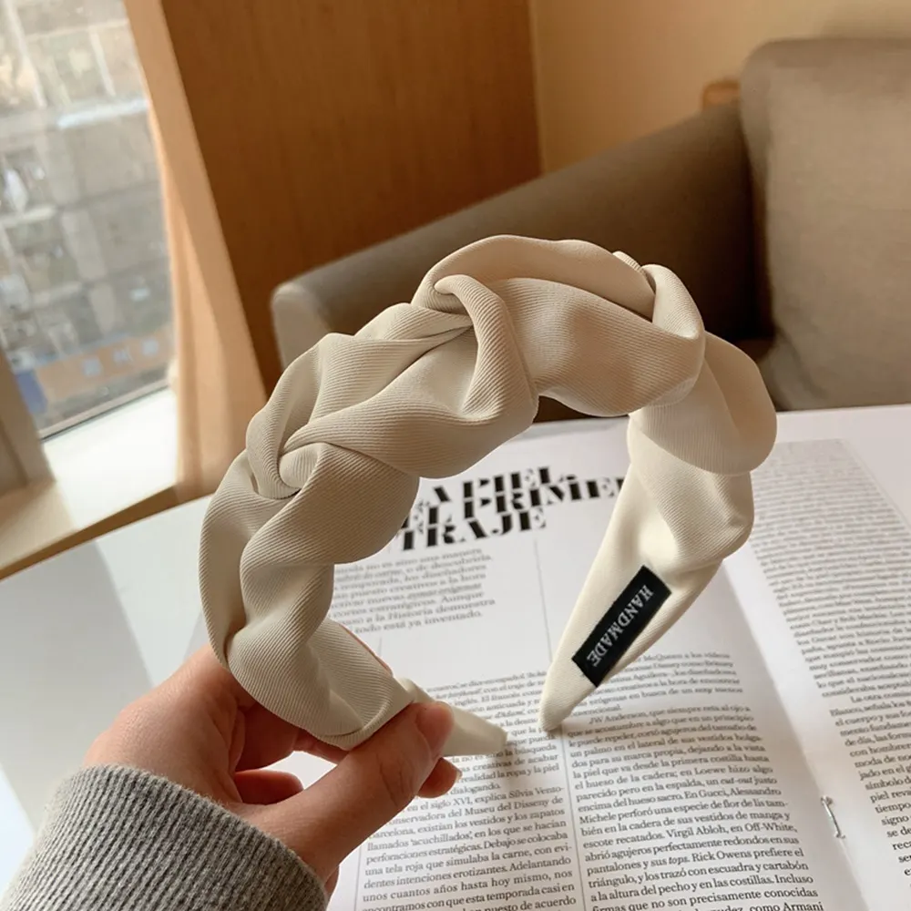 Retro Cloth Hair Accessory