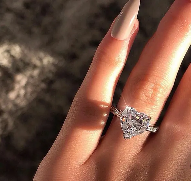 White Gold Plated Heart Zircon Ring