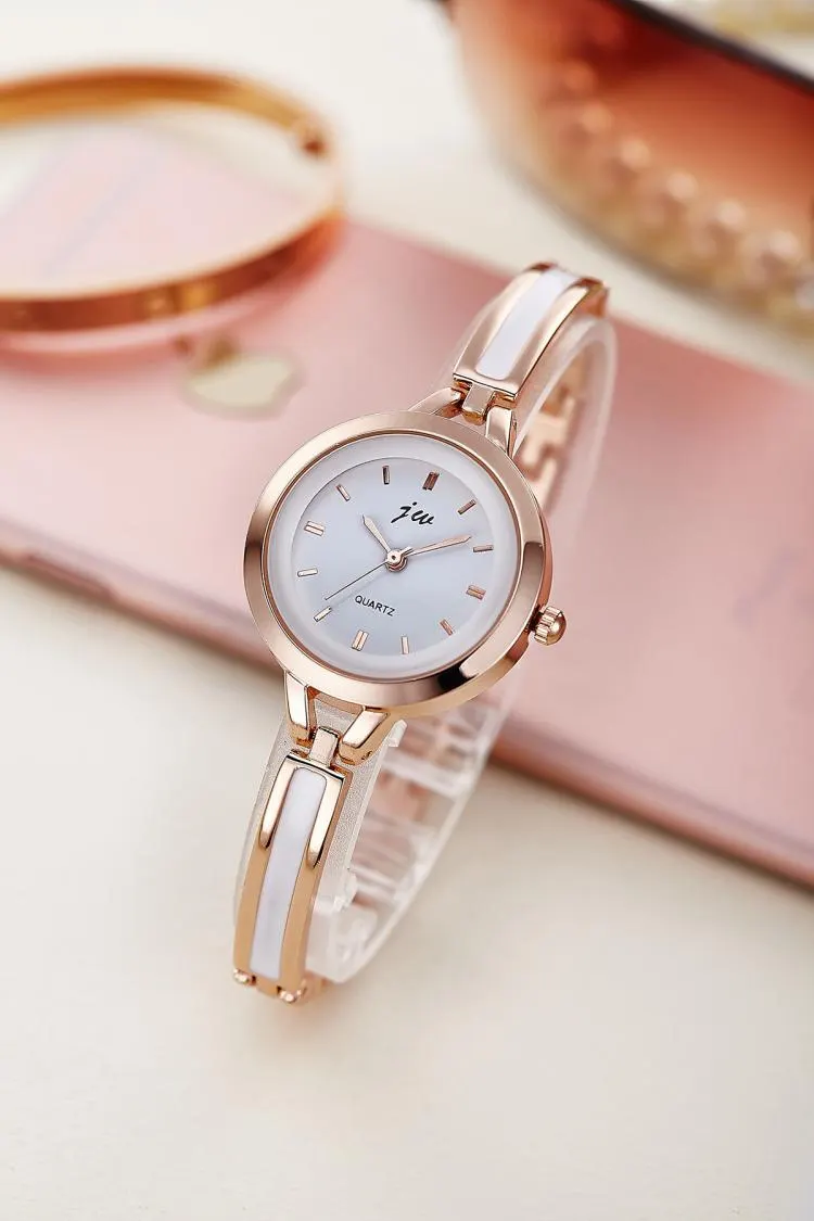 Round Dial Bracelet Watch