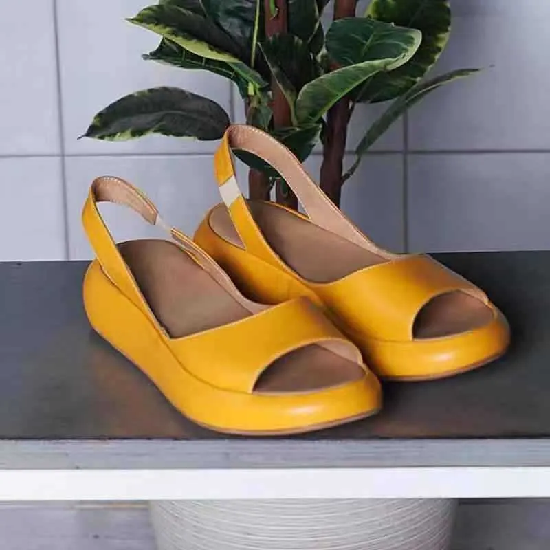 Low-Heel Jelly Shoes