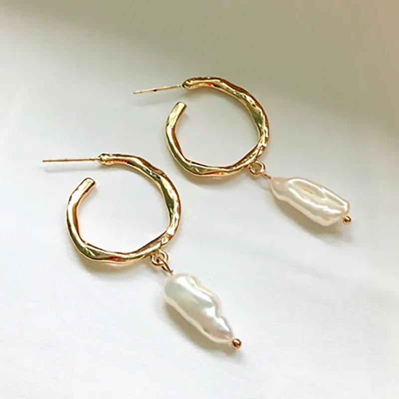 Electroplated Pearl Earrings