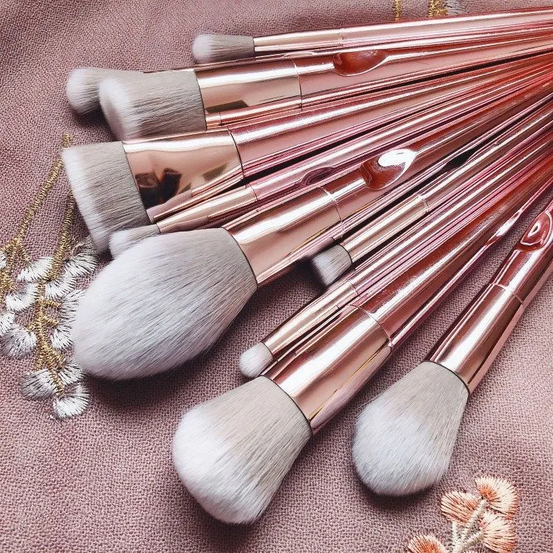 Pink High-Gloss Makeup Brush with Cloth Bag