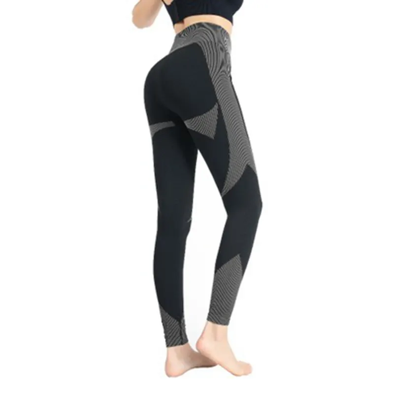 Slim Knit Yoga Pants