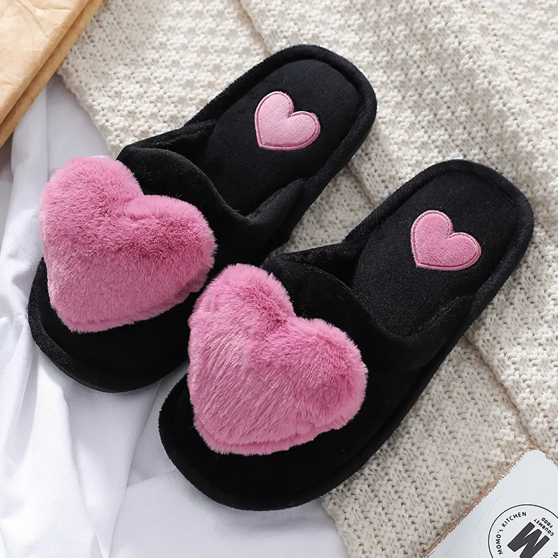Plush Lined Heart Motif House Slippers