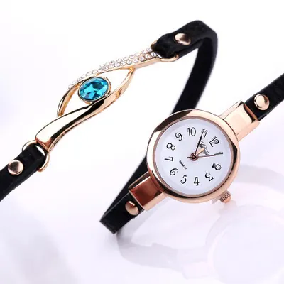 Three-Circle Alloy Quartz Wristwatch