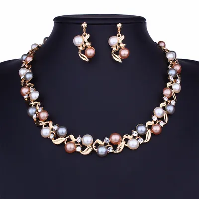 Floral Motif Necklace and Earrings Set