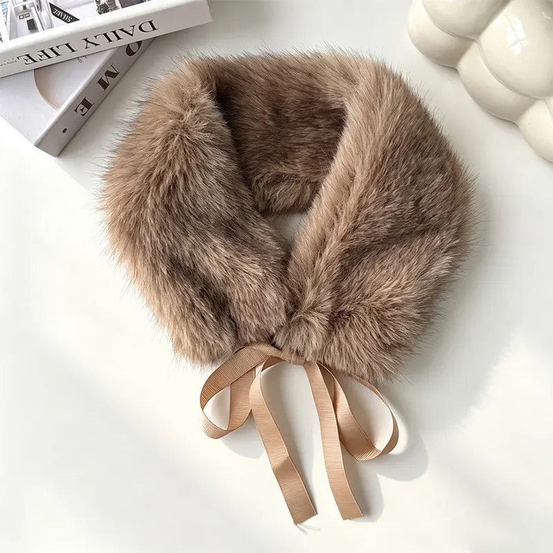 Plush Gradient Lace Neck Scarf