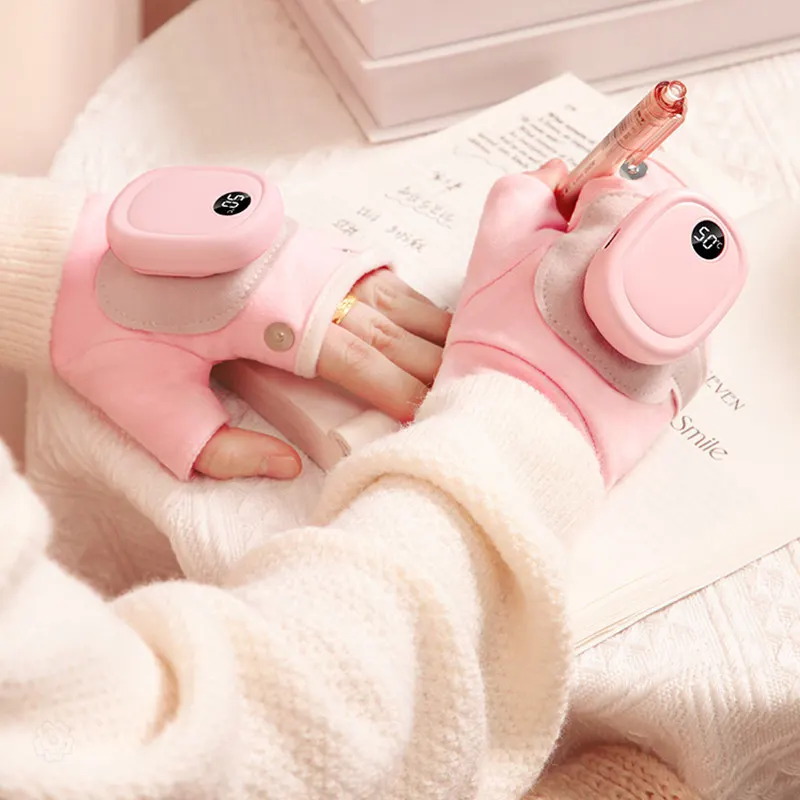 USB-Powered Heated Riding Gloves