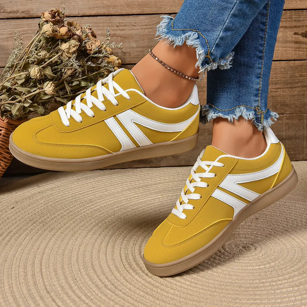 Colour-Block Lace-Up Round Toe Flats