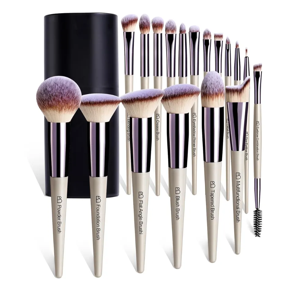18-Piece Soft Synthetic Makeup Brush Set with Case