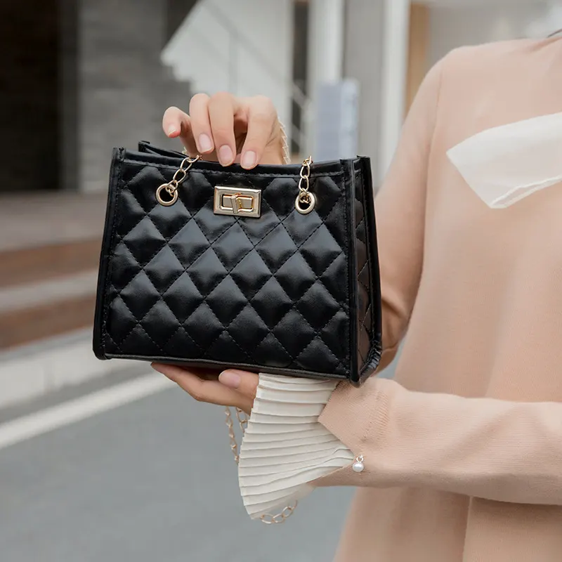 Mini Quilted Chain Shoulder Bag