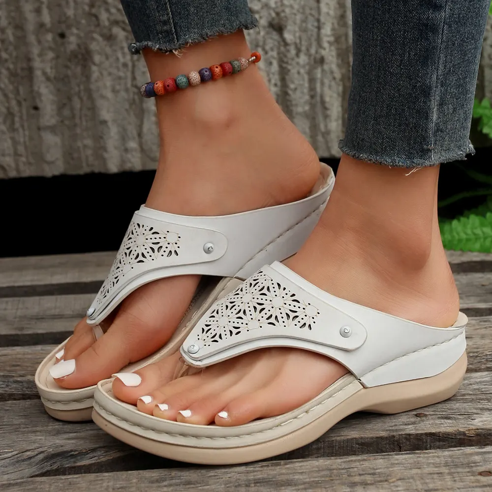 Segmented Toe PU Thong Sandals