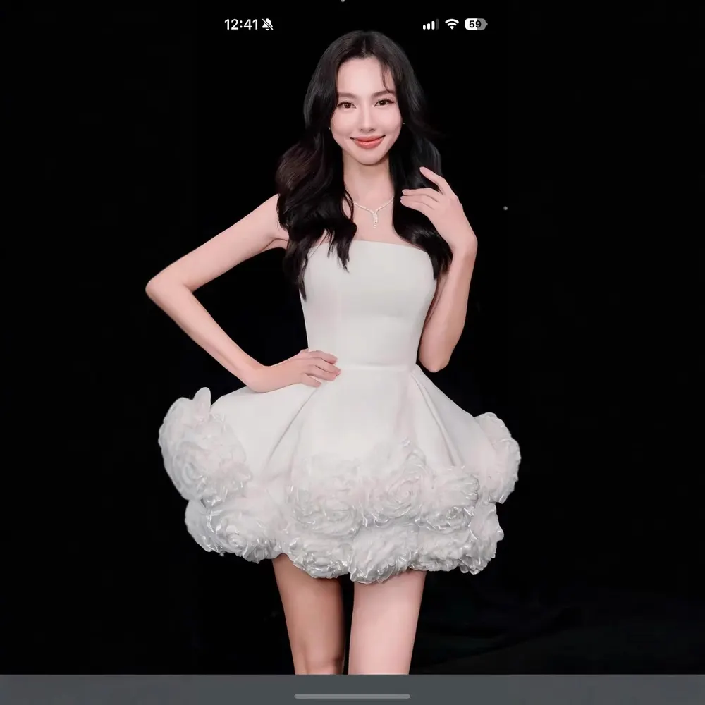 Three-Dimensional Flower Short Dress