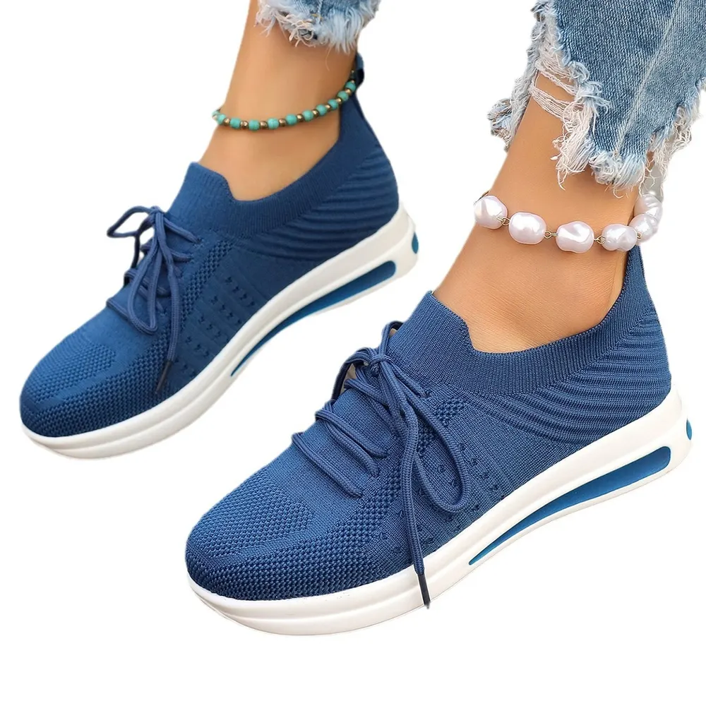 Fly-Knit Low-Top Sneakers