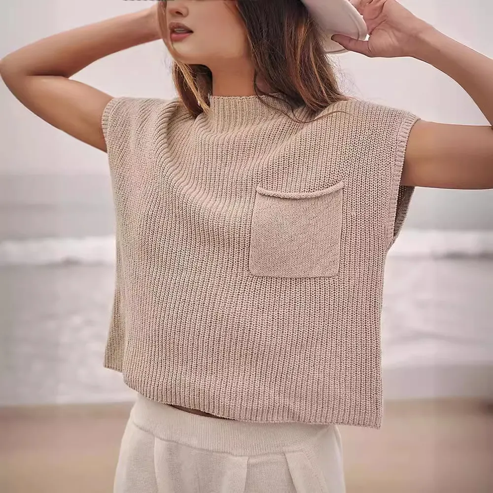 Ribbed Knit Sleeveless Pocket Vest