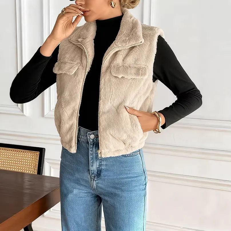 Pocketed Short Vest in Apricot