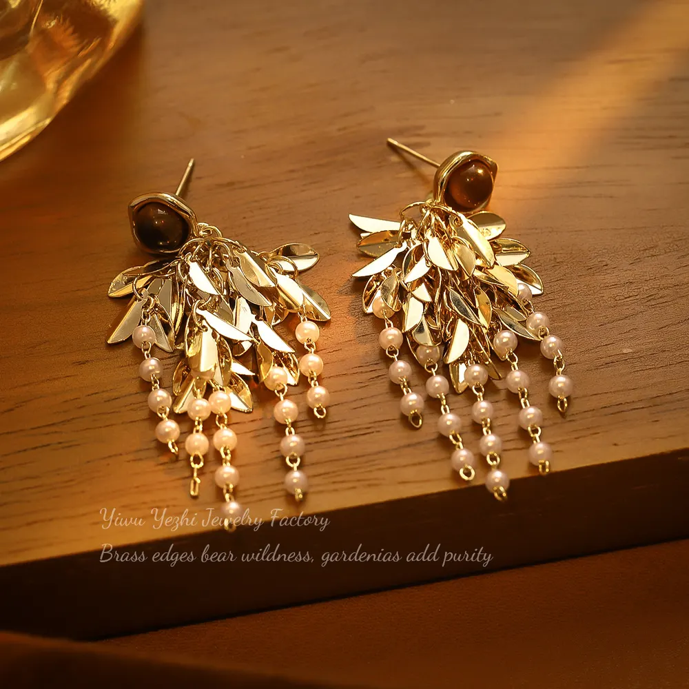 Cat's Eye Leaf Tassel Earrings