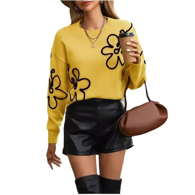 Floral Jacquard Round Neck Knit Pullover