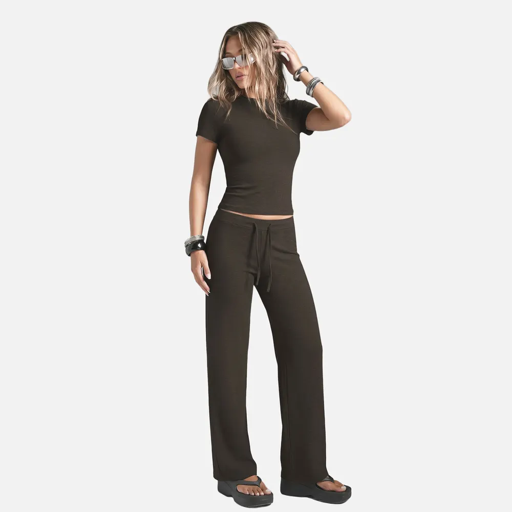 Short-Sleeve Top and Straight-Leg Yoga Set