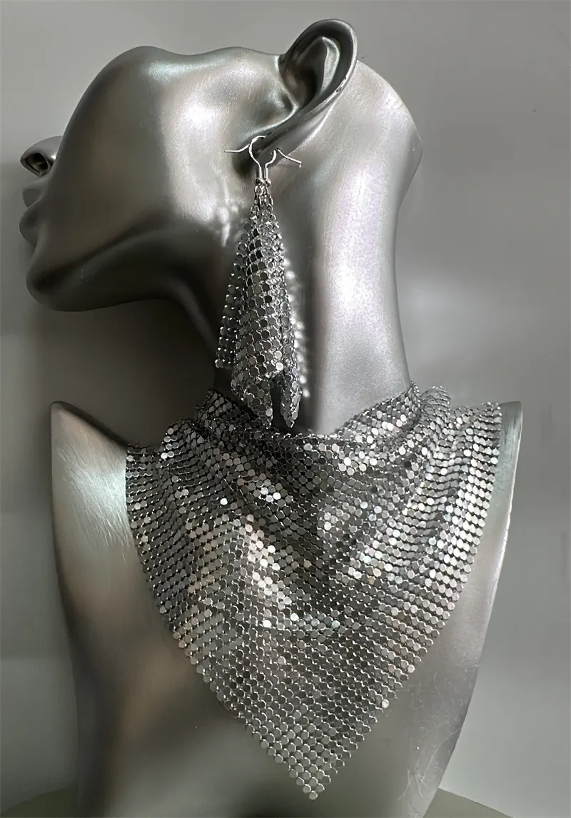 Sequin Triangle Scarf and Pendant Set