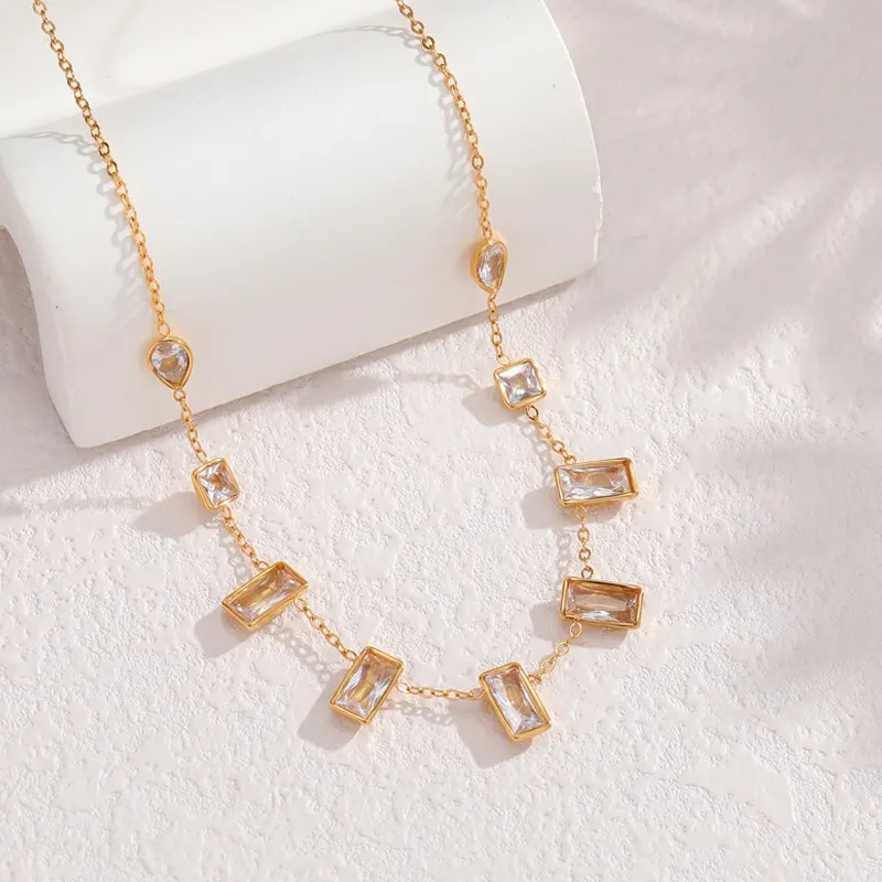 Geometric Zircon Gold Necklace