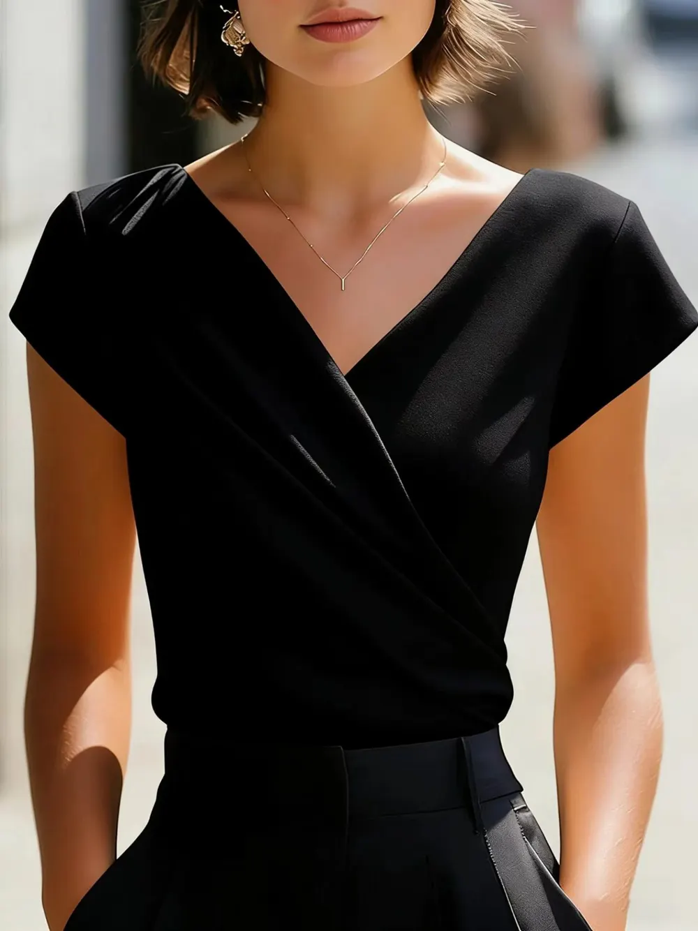V-Neck Form-Fitting Short Sleeve Tee