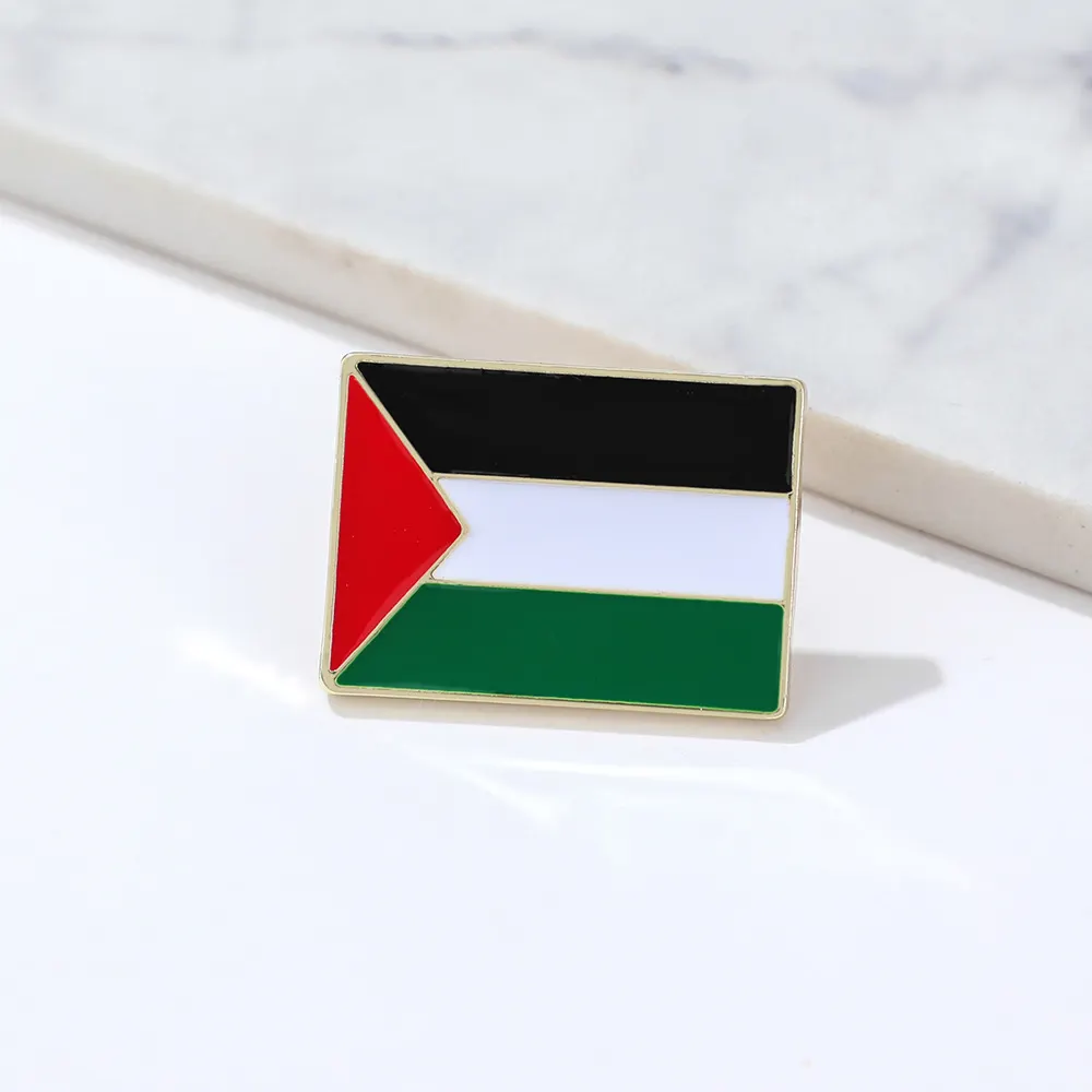 Ribbed Square Flag Brooch