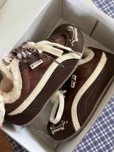 Leather Low-Top Sneakers