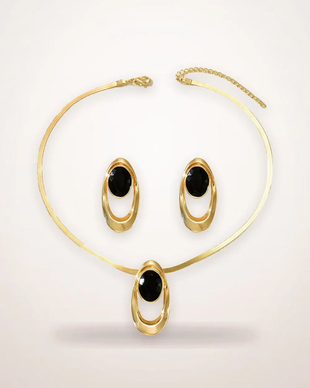 Smooth Pendant Earrings and Long Necklace