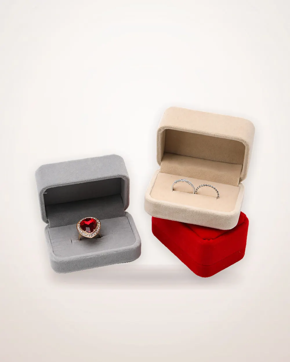 Compact Velvet Ring Box