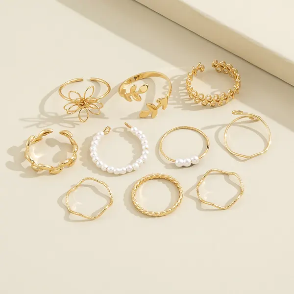 Openwork Flower Ring Set