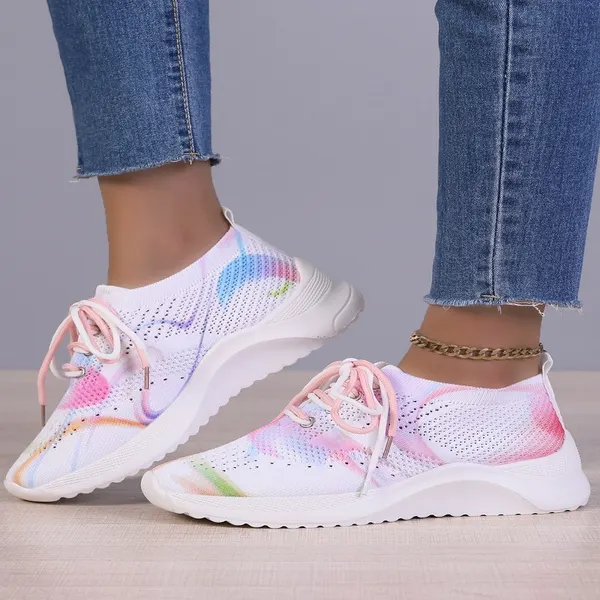 Women's Graffiti Print Low-Top Sneakers