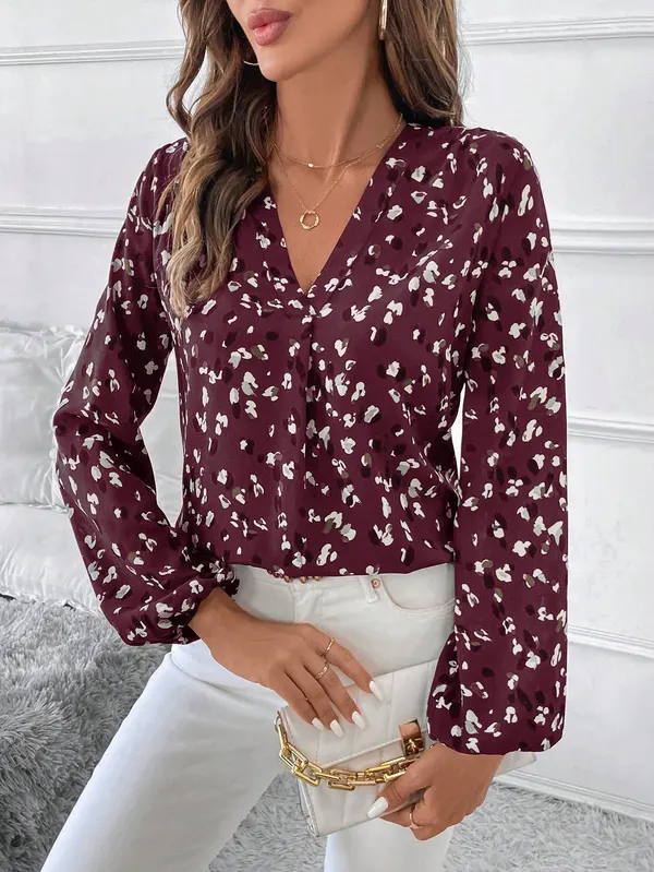 V-Neck Long Sleeve Knit Blouse