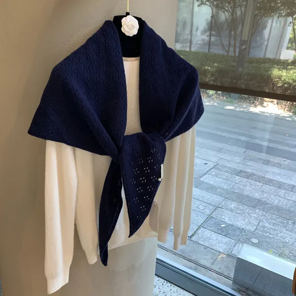 Vintage Hollow-Out Wool Triangle Shawl