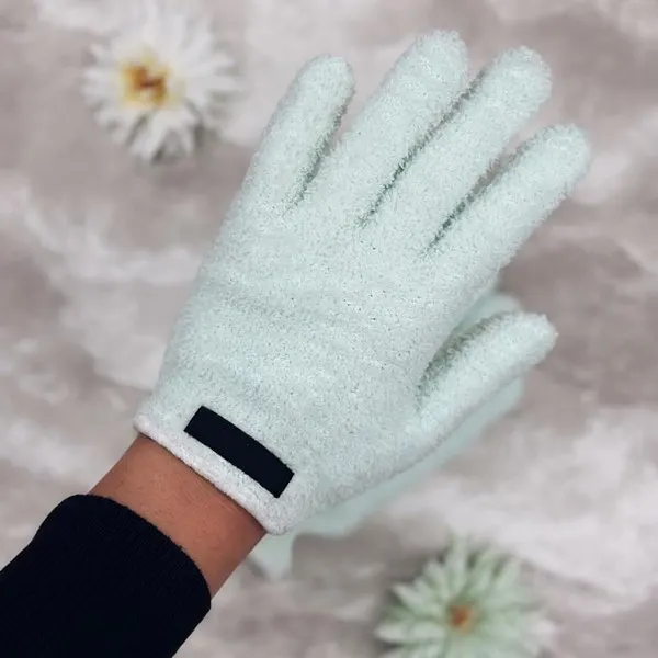 Ultra-Soft Microfiber Cleansing Glove