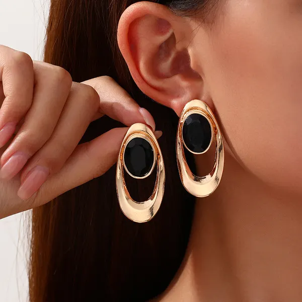 Retro Oval Three-Ring Jewelry Set