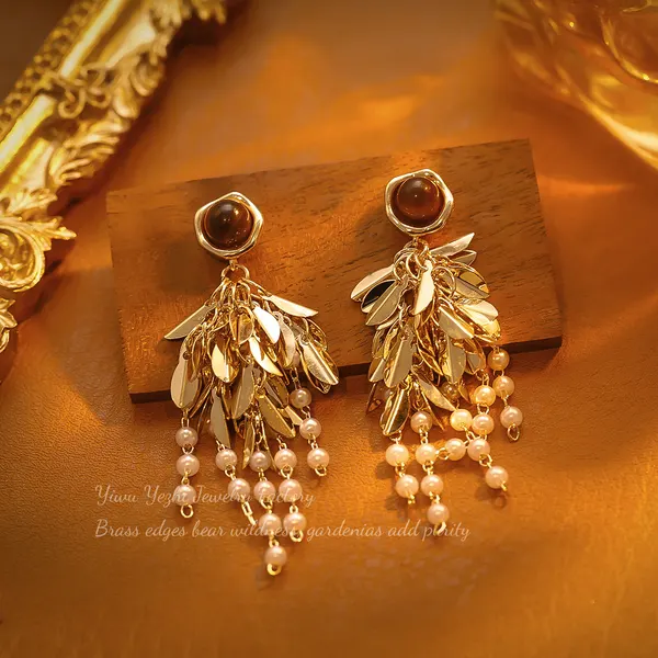Cat's Eye Leaf Tassel Earrings