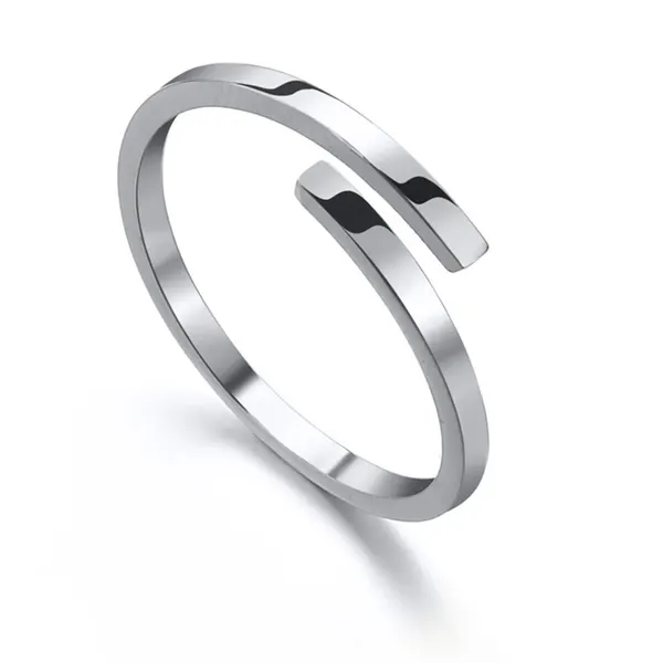 18K Golden Face and Plum Adjustable Ring