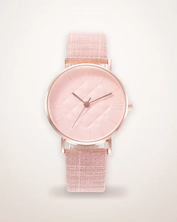 Pineapple Motif Roman Numeral Quartz Watch