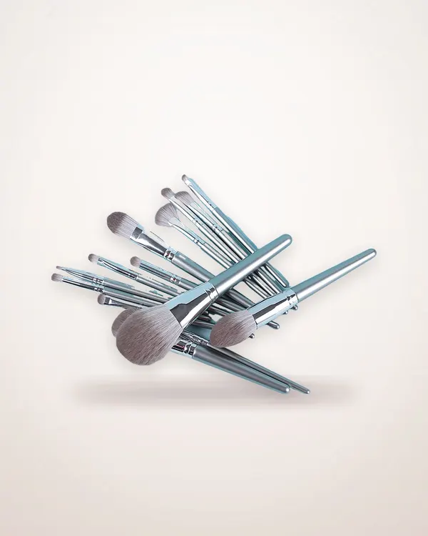 14-Piece Wooden Handle Makeup Brush Set