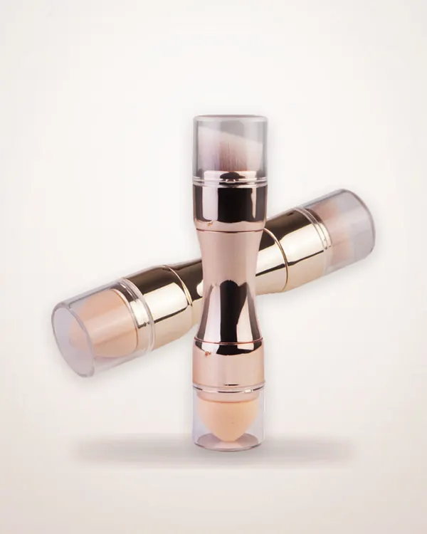 Four-in-One Compact Makeup Brush