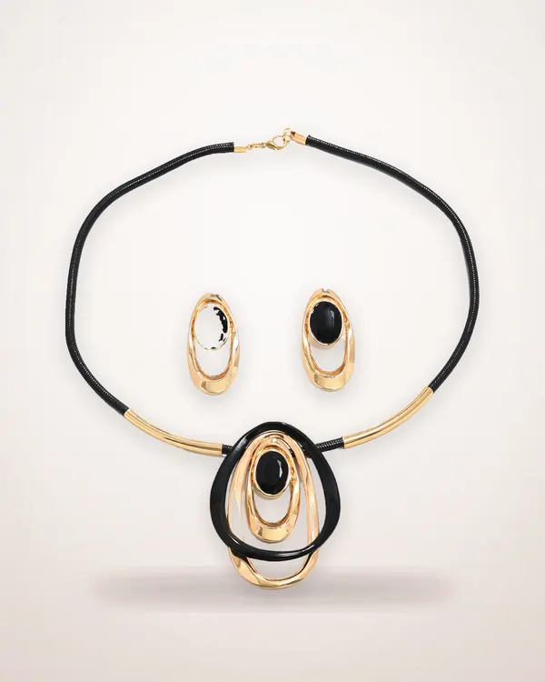 Retro Oval Three-Ring Jewelry Set