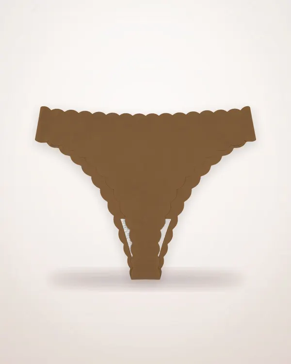 Wave Lace Low-Rise Thong